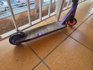 Patinete Booster Morado