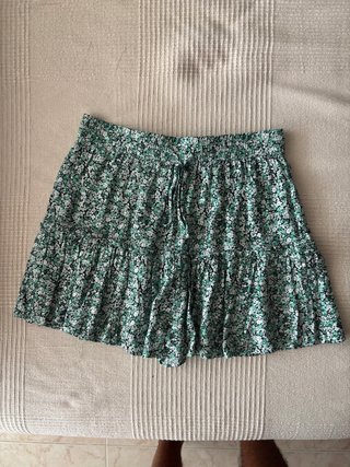 Falda Zara flores verde Talla S