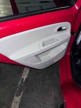 Volkswagen up! 2018