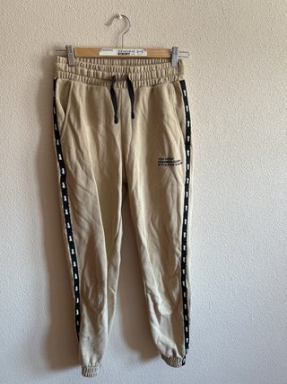 Conjunto chándal beige