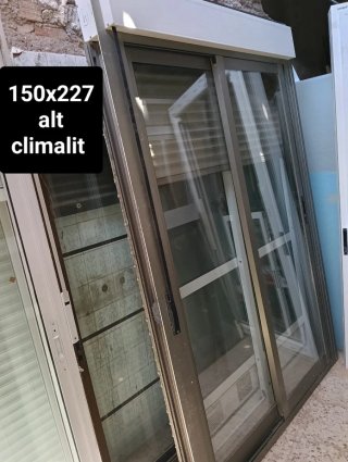 Puerta aluminio balconera 150x227 alt climalit
