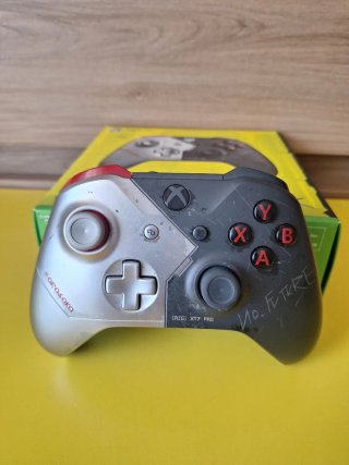 Mando Xbox Cyberpunk 2077 Edición Limitada