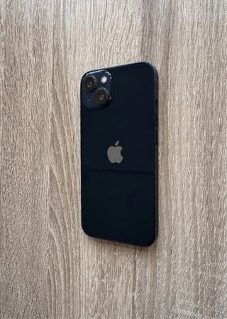 iPhone 13 100%
