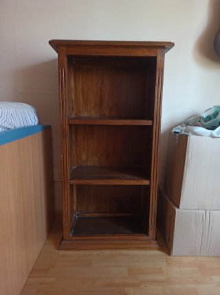 Estantería de madera de 3 baldas