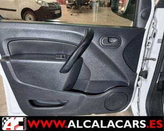 8393-KFZ Renault Kangoo