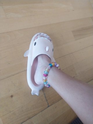 Pulsera elástica de cuentas