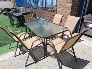 Conjunto mesa exterior 6 sillas