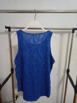 Camiseta tirantes licra azul Talla M