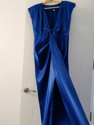 Vestido azul eléctrico para ocasiones especiales