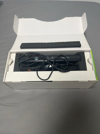 Xbox 360 Kinect Sensor + Juego