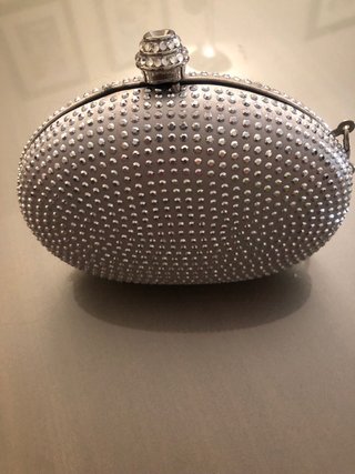 Bolso fiesta Di Don plateado pedrería