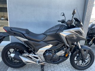dasMoto vende HONDA NC750XA con 8200 km (2021)