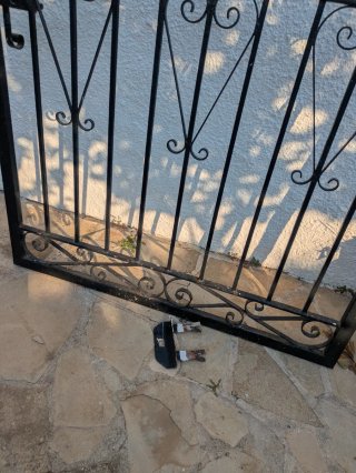Reja de seguridad para puerta
