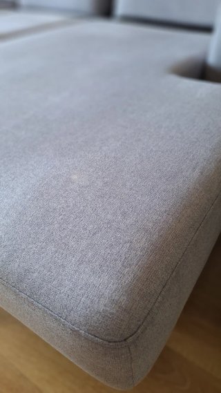 Sofá modular gris de tela