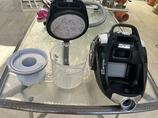 Aspirador sin bolsa - Rowenta Compact Power XXL