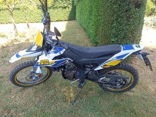 Moto UM DSR 125 EX Enduro/Motocross