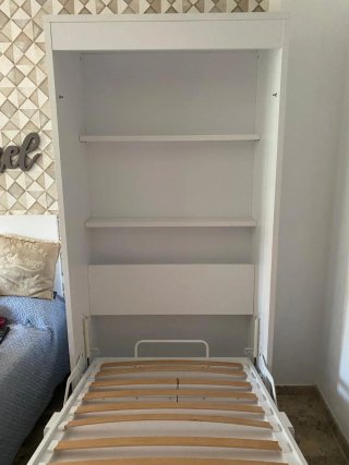 Mueble cama con escritorio basculante. Sin estrena