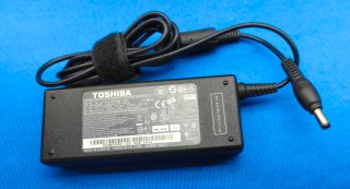 PORTATIL TOSHIBA SATELLITE AMD A8 4GB RAM 1TB HDD