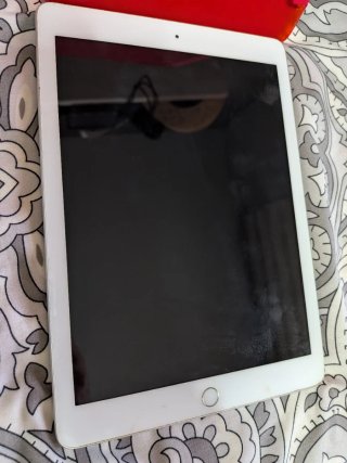 iPad 6ª Gen 32GB WiFi Blanco