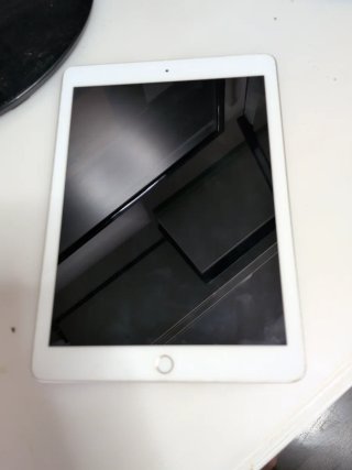 iPad 6ª Gen 32GB WiFi Blanco