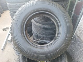 215 80 R16 Michelin - 1 neumático sin uso