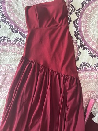 Vestido de fiesta largo burdeos