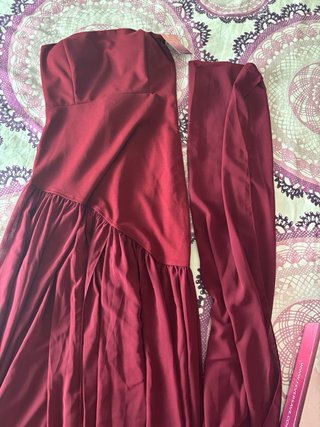 Vestido de fiesta largo burdeos