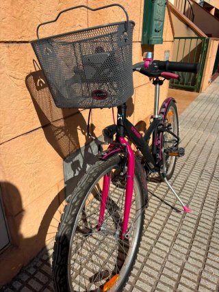 Bicicleta Btwin ragazza/donna poco usata