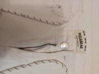 Bermudas Pull&Bear blancas rotas Talla M