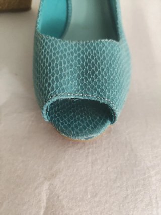 Zapatos Tex tacón bajo peep toe azul