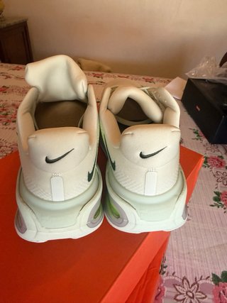 Nike Vomero Premium Verde/Blanco