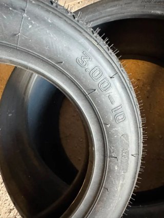 Michelin S83 3.00-10 Neumático