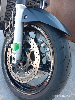 Suzuki GSR 600 - acepto cambios