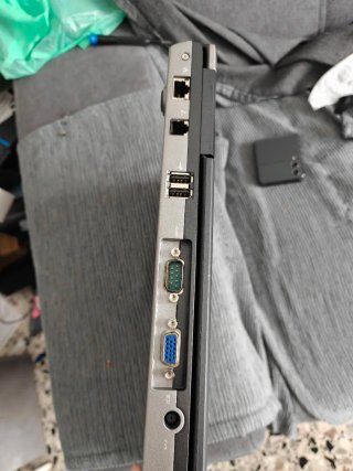 Dell Latitude D630 Windows 7 laptop