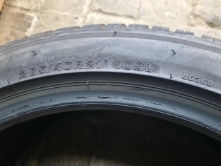 Neumáticos de invierno 285 40r21 109v brigestone