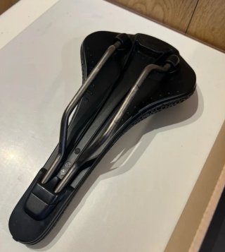 Sillín Fizik Antares Versus Evo R3 Adaptive
