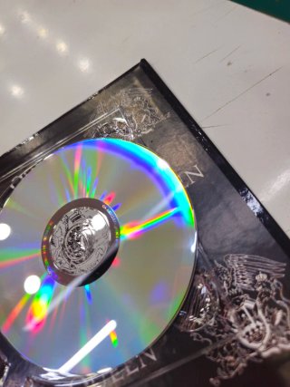 Libro CD Queen A Kind Of Magic