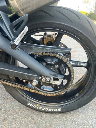 Triumph Street Triple 675 Negra