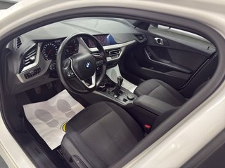 BMW Serie 1  Avangarde 118i 140 c.v / 20.000 Kms