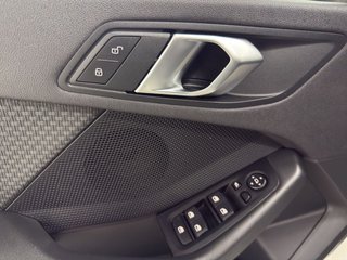 BMW Serie 1  Avangarde 118i 140 c.v / 20.000 Kms