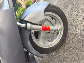 Sym GTS 125cc Maxi Scooter Plata