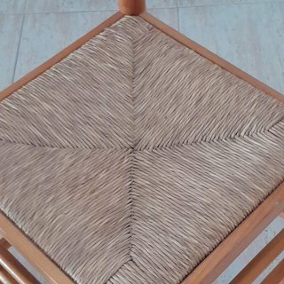 Mesa de comedor y sillas