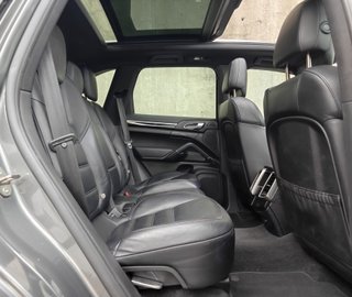 CAYENNE DIESEL 3.0 245 CV * 2 DUEÑOS Y LIBRO *
