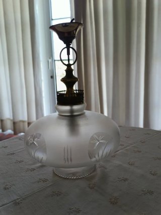 Lámpara de cristal vintage grabada