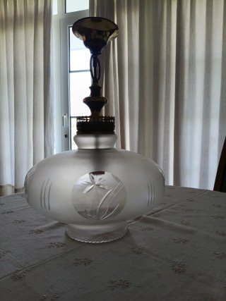 Lámpara de cristal vintage grabada