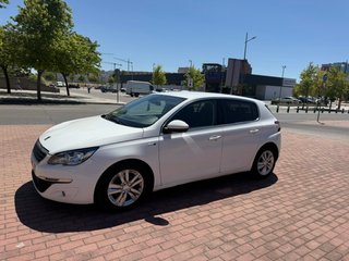 Peugeot 308 1.6 HDCI 120 CV AUTOMATICO