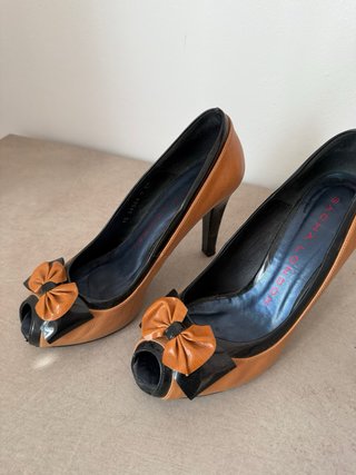 Zapatos SASHA LONDON piel con lazo