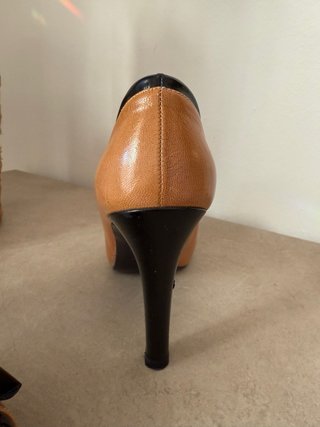 Zapatos SASHA LONDON piel con lazo