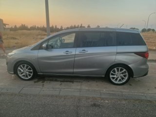 Mazda 5 2011