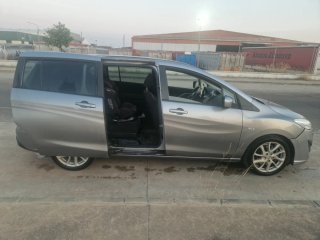 Mazda 5 2011